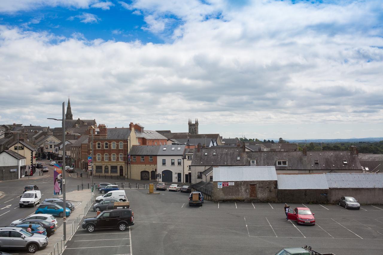Pg Mcquaid Suite Dungannon Bagian luar foto